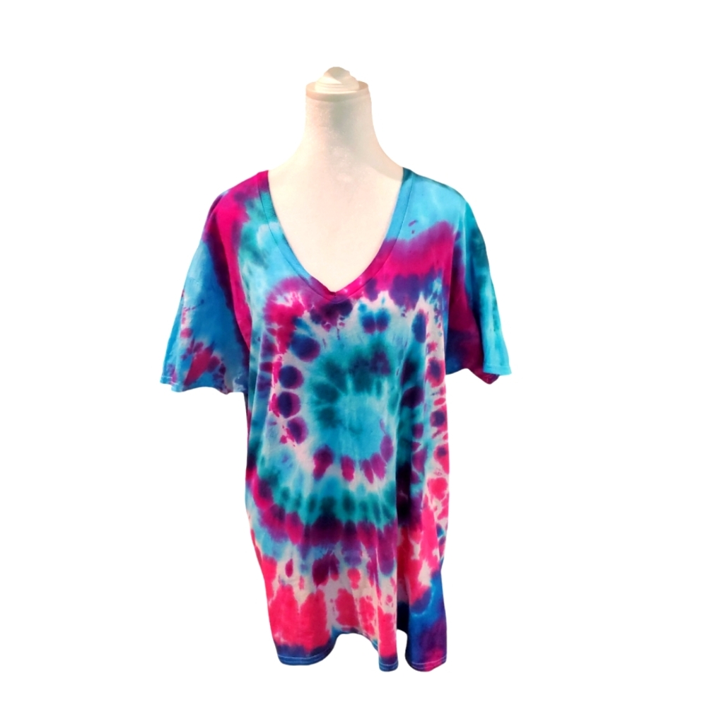 HANES Bright Spiral Tie Dye Tee (Large)
